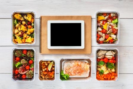 koncept správneho stravování - strava rozdelená do krabiček